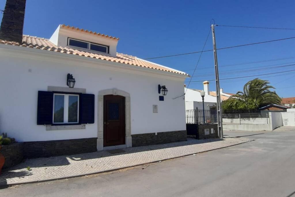 A Casa Da Foz Moradia Com Vista Mar Villa Sesimbra Bagian luar foto