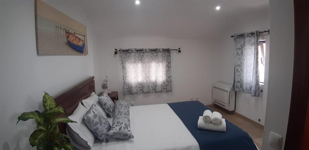 A Casa Da Foz Moradia Com Vista Mar Villa Sesimbra Bagian luar foto
